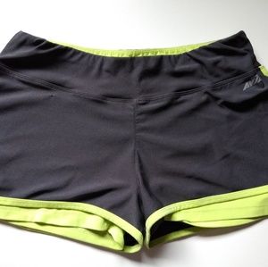 AVIA shorts